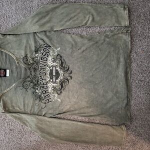 Long sleeve shirt